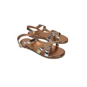 New In Box Lucky Brand Girl's Evie T-Strap Leatherette Metallic Sandals Size 3